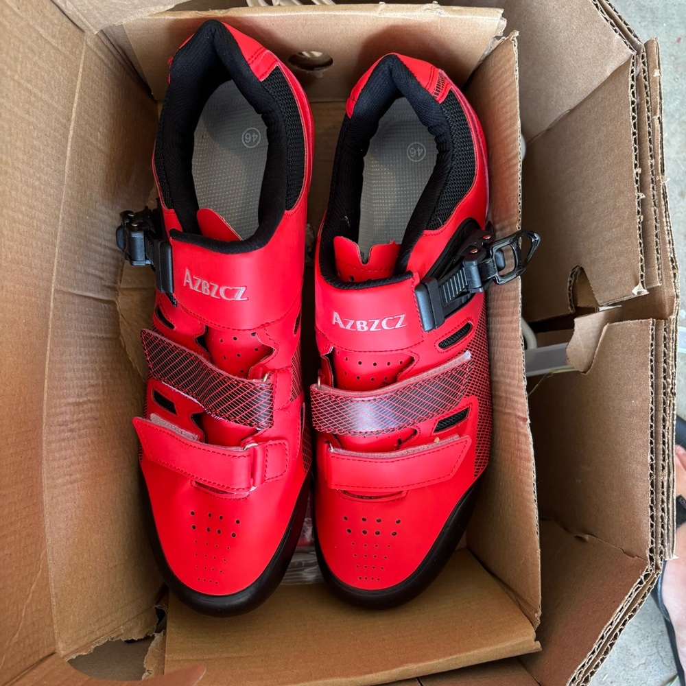 Red Cycling Shoes - Picture 3 of 5